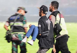 Endonezya’da polis katliama yol açtı