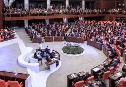 “Kaos” pilavı bayatladı “zafer” sofrasına dikkat 