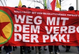 Ev ev, sokak sokak dolaşıyorlar