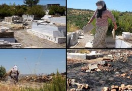 Mezar taşlarıyla savaşıyorlar