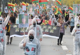 Düsseldorf yürüyüşüne davet var