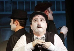 Asimilasyona karşı tiyatro