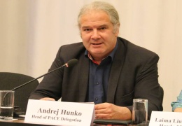 Alman vekil Hunko’dan OPCW’ye mektup 