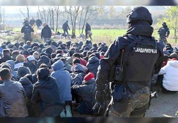600 göçmen gözaltına alındı 