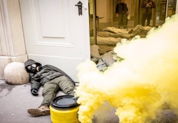 Havalimanı, derslik, AGİT binası: İşgal eylemleri yayılıyor