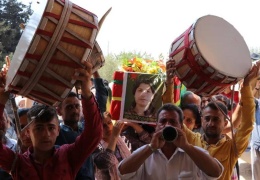 Zılgıtlar, halaylar ve defin