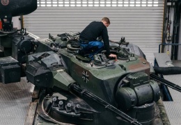 İnsanlar ölüyor, silah tüccarları zenginleşiyor