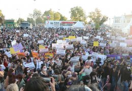 Kadına saldırı; Despotun sonudur