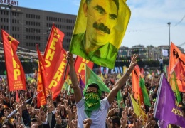 İşgalciler ateşe benzinle gidiyorlar