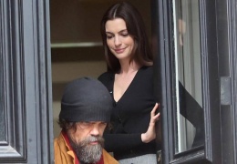 Berlinale ‘She Came to Me’ ile başlayacak