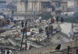 Türk çeteleri cesetleri soyuyor