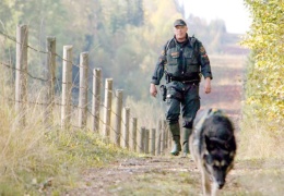 Finlandiya Rusya sınırına duvar