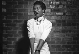 Maya Angelou! Baskên te pirr li te tên