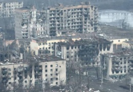 Savaşta tehlikeli tırmanış