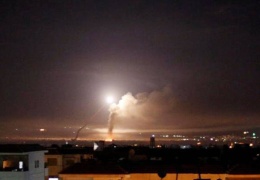 Halep Havaalanını vurdu