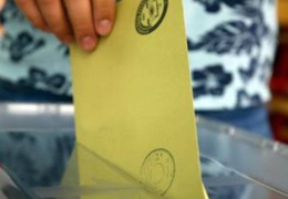 Fransa'da sandık kapandı, sıra ülkede!