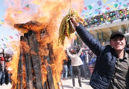 Newroz kendi kaderini belirleme bayramıdır