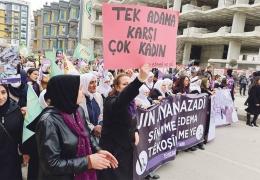 Gözaltına alınan 9 kadın serbest