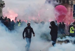 Fransa’da yüzlerce gözaltı