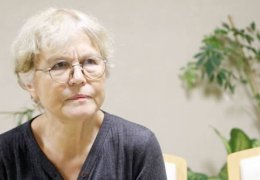 Hiçbir dil diğerinden üstün değil