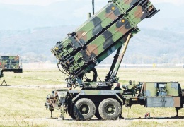 Ukrayna ilk Patriotları teslim aldı