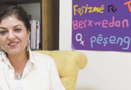 Ege'ye kadın rengi