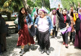 Kadıköy'de kadın buluşması