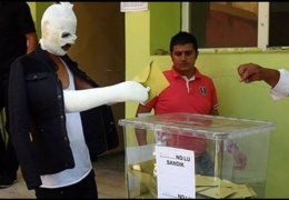 Ultra-Politikadan Kurtuluş Yolu: Radikal Demokrasi