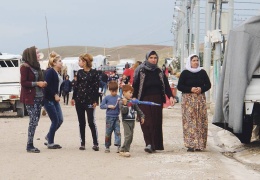 Êzîdîler kamplarda mahsur kaldı