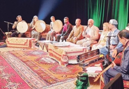 Paris’te festival coşkusu