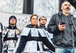 İran’a meydan okuyan şarkılar