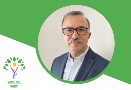 Anahtar parti rolündeyiz