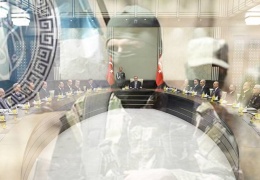 Kürt düşmanlığına devam