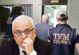 Tuhaflıklar labirenti