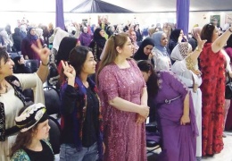 Rojavalı kadınlar gündemini belirledi