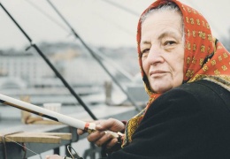 Yaşlı kadınlar yoksulluk kıskacında