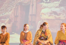 Else’nin okulunda Şahmaran oyunu