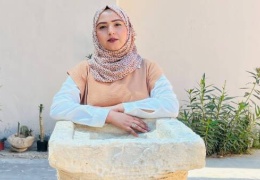 Topladığı tarihi eserlerle müze açtı