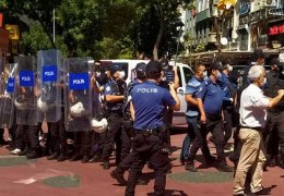 KHK’lilerin yürüyüşüne saldırı