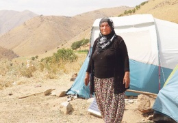 Yakılan eve özlem