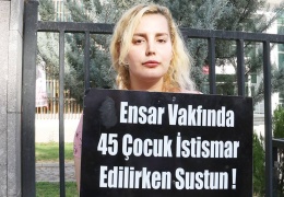 Çocukları korumak için direniyorlar