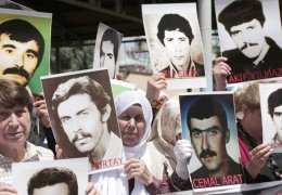 12 Eylül Diyarbakır zindanında yenilmiştir