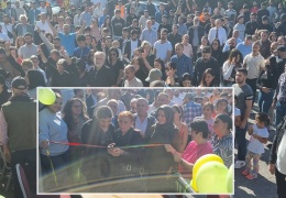  Stuttgart'ta miting havasında dernek açılışı