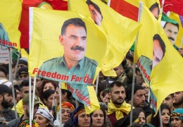 Öcalan’a özgürlük, Rojava’ya barış!