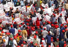 Bangladeş'te hükümet karşıtı gösteriler