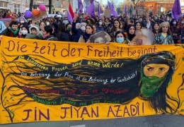 ‘Jin, Jiyan, Azadî’’nin sesi oldular