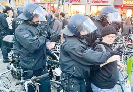 Gençler Netanyahu’ya öfkeli