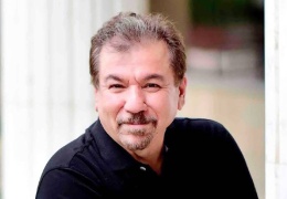 Bextiyar Elî’ye ‘Sürgünde Edebiyat’ ödülü