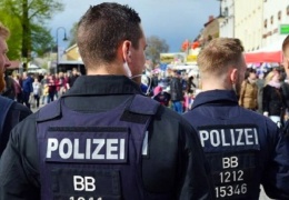 Antisemitistlere gözaltı