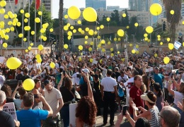 Tel Aviv’de rehineler için yürüyüş